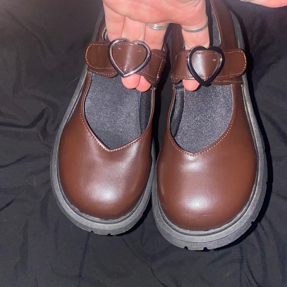 Heart detail, velcro strap, brown, size 6, faux leather, loafer shoe - Picture 3 of 5